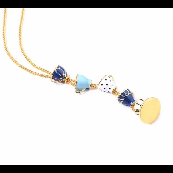 Gorgeous blue and white enamel coated tea cup set - Picture 9 of 12